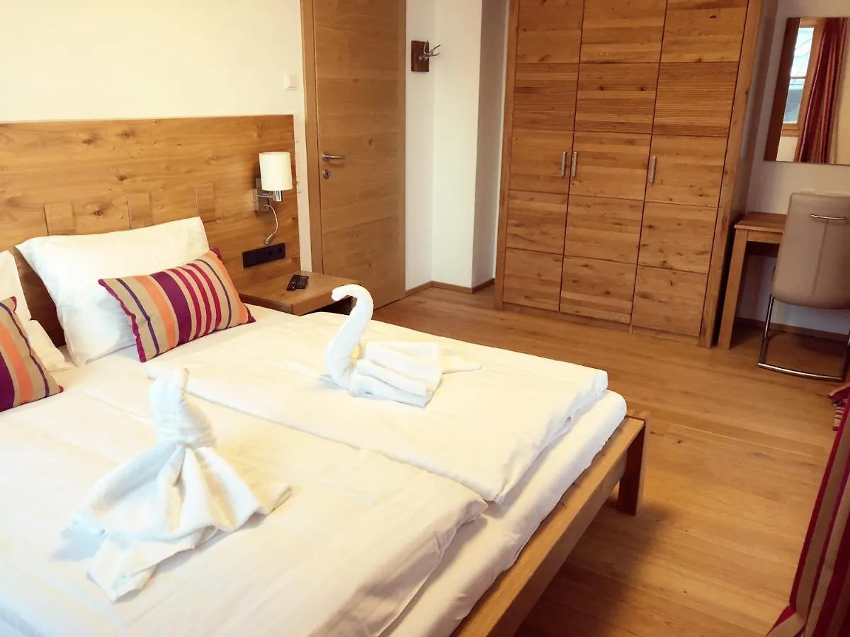 The Lodge, Saalbach Østrig